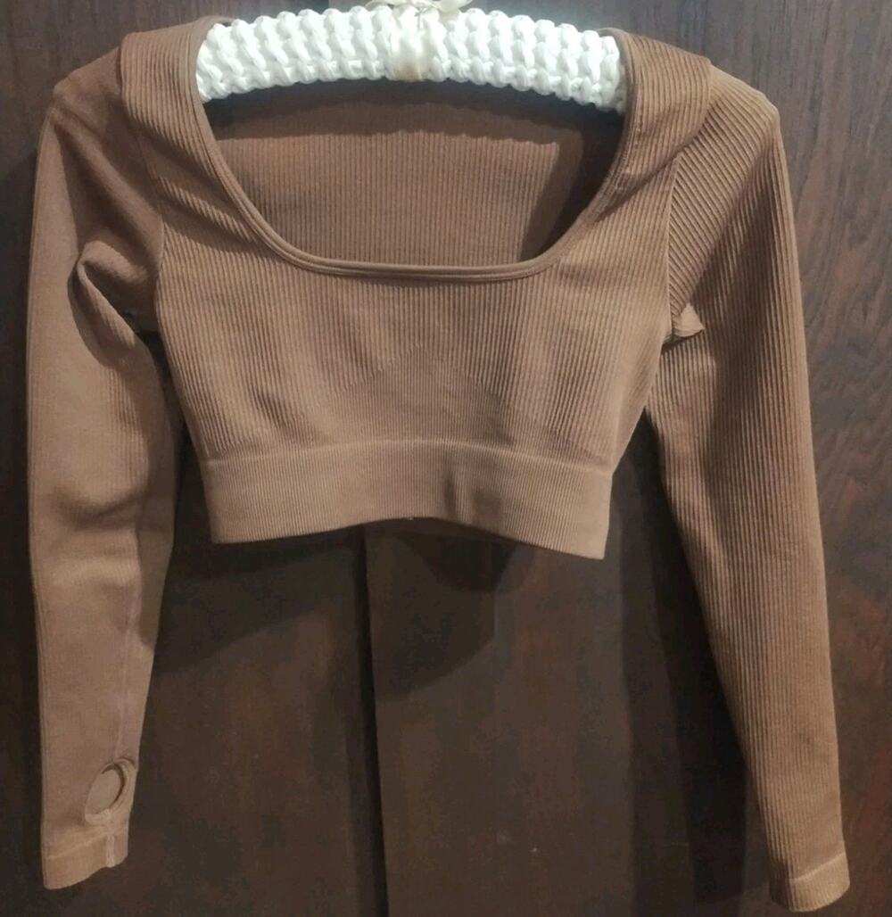 Workout running Active Womens Crop Top Small Brown Long Sleeve Stretch Thumbhole